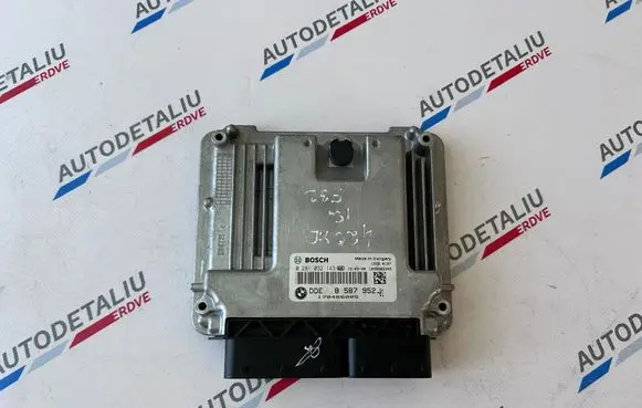 BMW 2 F22 F23 Engine control unit/module 8587952 0281032143