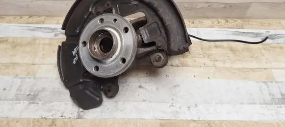 Volvo V60 Front wheel hub