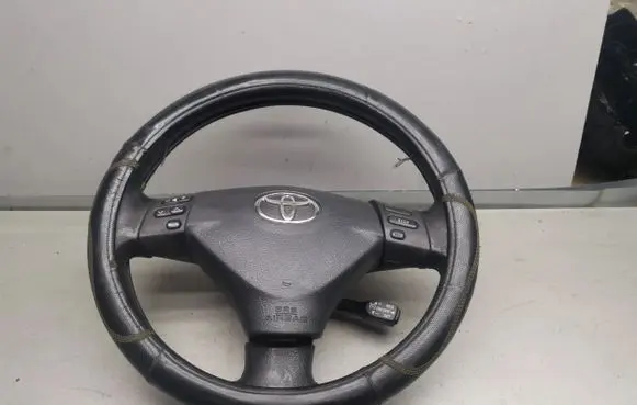 Toyota Corolla Verso AR10 Steering wheel GS12001450