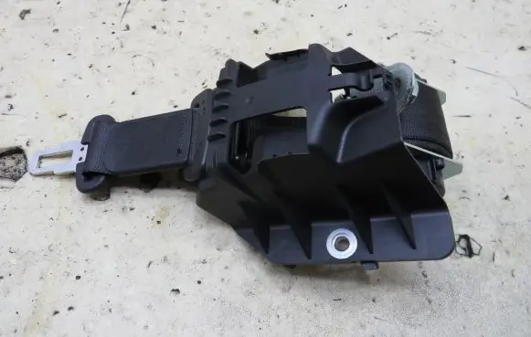 Opel Zafira C Front seatbelt 619228200D