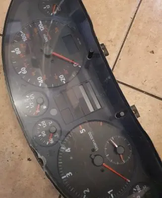 Audi A4 S4 B5 8D Speedometer (instrument cluster) 8D0919035R