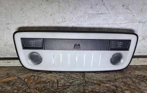 Mercedes-Benz E W212 Rear seat light A2128205001