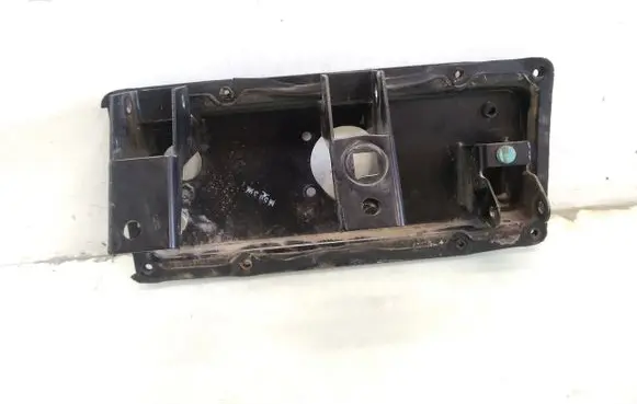 Land Rover Discovery Accelerator throttle pedal bracket 