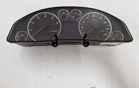 Audi A6 S6 C5 4B Speedometer (instrument cluster) 4B0920933N