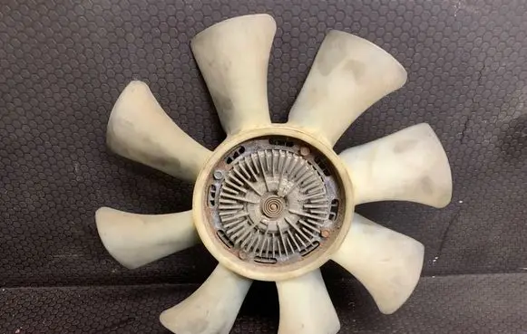 KIA Sorento Fan impeller 2526142920