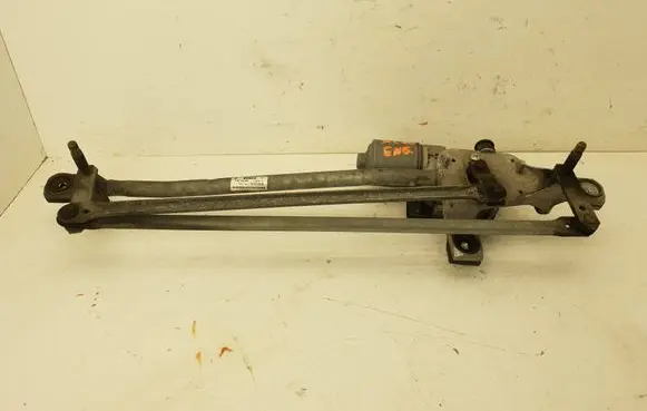 Volvo XC70 Front wiper linkage and motor 30796359 3397020959 110608