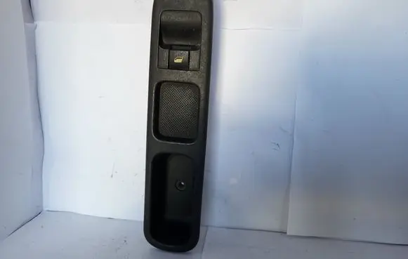 Peugeot 307 Electric window control switch 11561532621