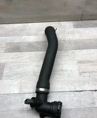 Audi Q5 SQ5 Engine coolant pipe/hose 8R0122293