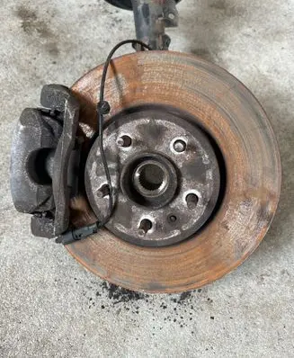 Opel Insignia B Front wheel hub spindle knuckle