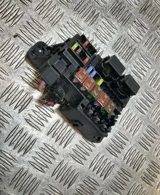 Opel Mokka Fuse module 8261662