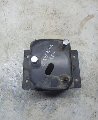 Ford Maverick Spare wheel mounting bracket 