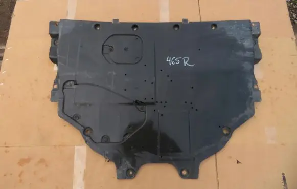 Mazda 3 Engine splash shield/under tray BJS7