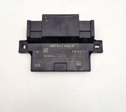 Audi Q7 4M Gateway control module 4M1907468A
