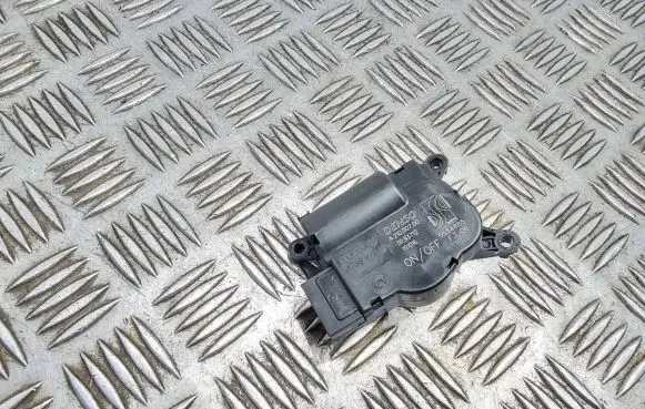 Opel Adam Air flap motor/actuator 3093712 A21000700 5534885