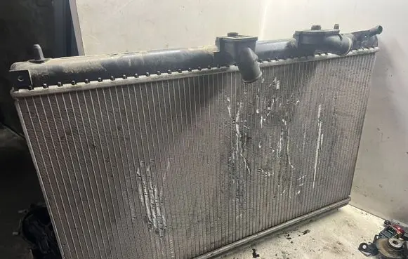 Peugeot 607 Coolant radiator 12011884