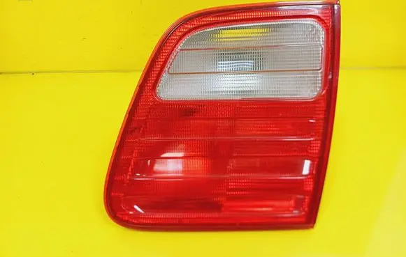 Mercedes-Benz E W210 Tailgate rear/tail lights A2108202464