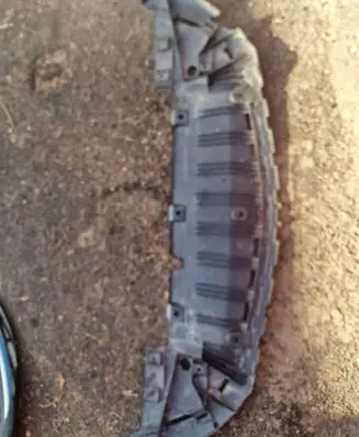 Front bumper skid plate/under tray
