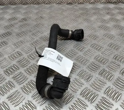 Mercedes-Benz CLA C118 X118 Engine coolant pipe/hose A2475010764