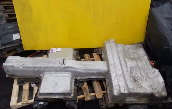 Volkswagen e-Golf Hybrid / electric car battery 12E010006Q EBS