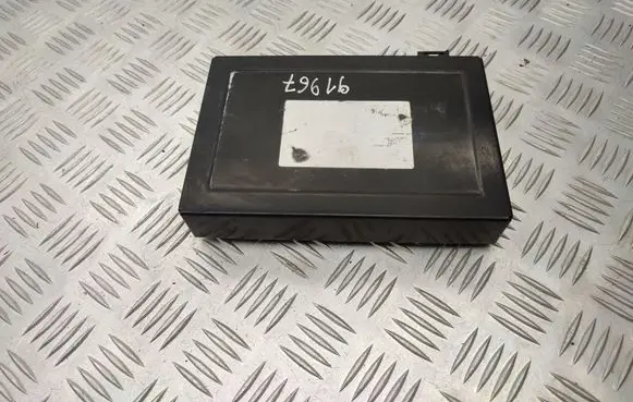Mercedes-Benz E W211 Video control module 
