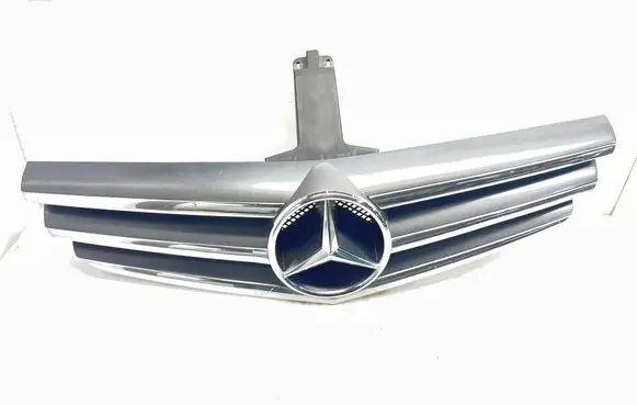 Mercedes-Benz CLC CL203 Front grill A2038801583