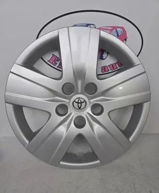 Toyota Verso R16 wheel hub/cap/trim 