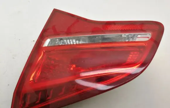Opel Meriva B Tailgate rear/tail lights 13260841