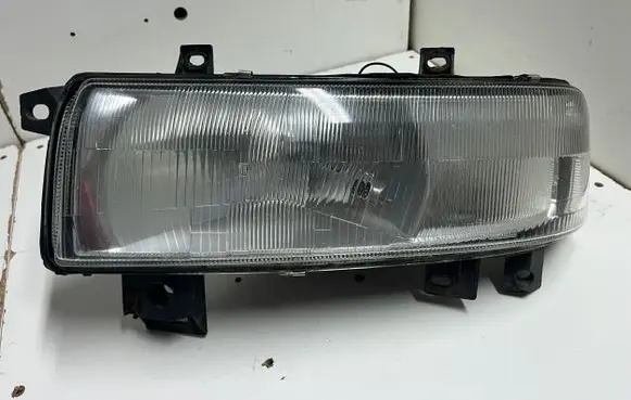 Renault Master II Headlight/headlamp 7700352103C 38210999S