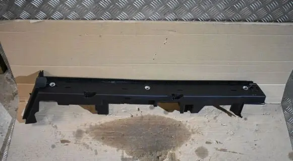 Porsche Cayenne (9Y0 9Y3) Other trunk/boot trim element 9Y0858832C55