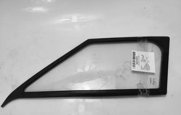 Mercedes-Benz Sprinter W906 Front windscreen/windshield window 
