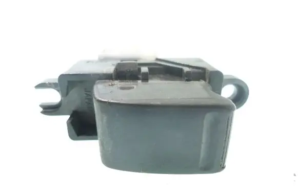 Nissan Almera Tino Electric window control switch 2821Z