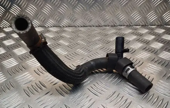 Toyota Yaris Coolant pipe/hose 