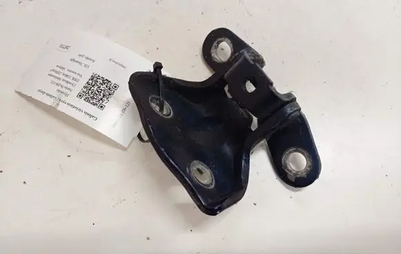 Hyundai Santa Fe Rear door upper hinge