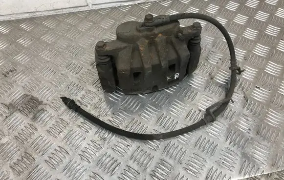 Toyota RAV 4 (XA40) Front brake caliper 453376Y
