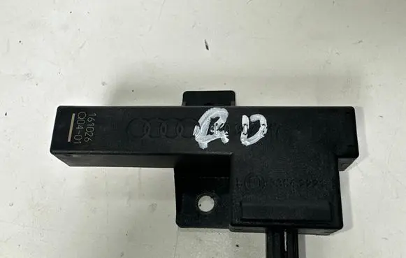 Audi A7 S7 4G Keyless (KESSY) go control unit/module 8K0907247