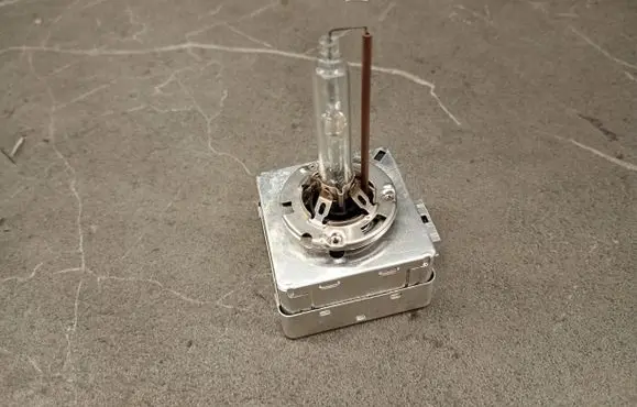 Mercedes-Benz E W211 Xenon bulb 