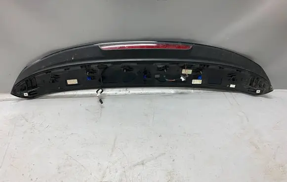 Audi Q7 4M Tailgate/trunk spoiler 4M0827933