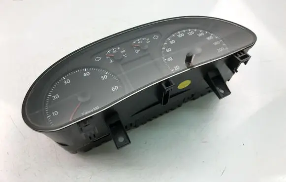 Volkswagen Polo III 6N 6N2 6NF Speedometer (instrument cluster) 6Q0920823