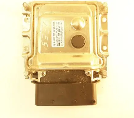Mercedes-Benz E W212 Engine control unit/module A0009007006 Q02DCU17PC41 0281031383