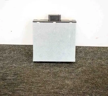 BMW 5 F10 F11 Current control relay 9233143