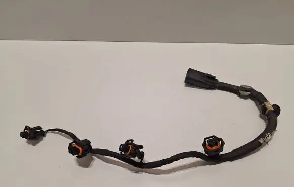Volvo S60 Fuel injector wires 334820801 10281