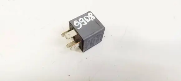 Volkswagen PASSAT B6 Other relay 141951253B