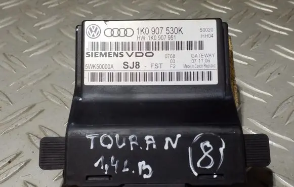 Volkswagen Touran I Other control units/modules 1K0907530K 1K0907951