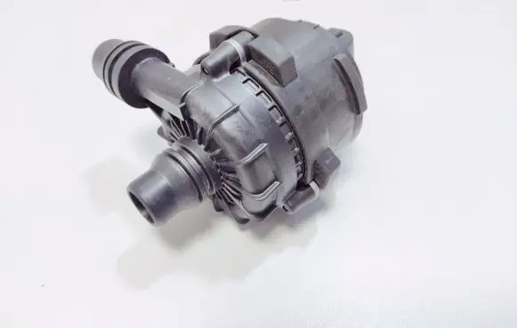 BMW i4 Electric auxiliary coolant/water pump 9455030
