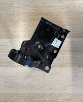 Seat Leon IV EGR valve cooler bracket 3Q0121093BK