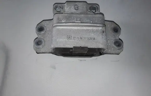 Volkswagen Touran II Engine mount bracket 1K0199555M