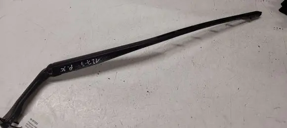 Citroen C4 I Front wiper blade arm