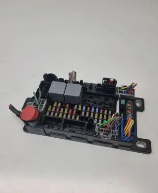 Land Rover Evoque II Fuse module K8D214A073BE 59CW12F05B 04122019