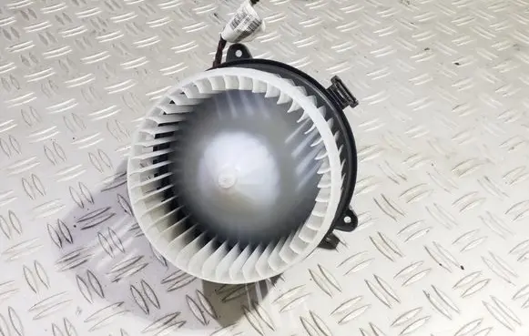 Chevrolet Cruze Heater fan/blower 1645707202 B130090800