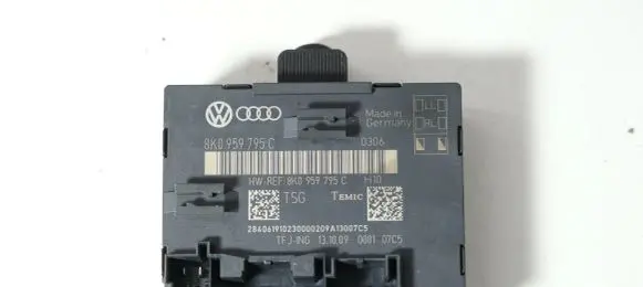 Audi A4 S4 B8 8K Door control unit/module 8K0959795C